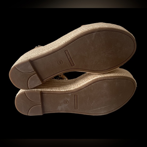 MARC FISHER Jazlyn Studded Ankle Strap Espadrille Wedge Sandals - Picture 4 of 5